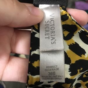 Victoria's Secret Intimates & Sleepwear - Victoria’s Secret 36B Leopard Print Bra Victoria's Secret Intimates & Sleepwear - Victoria’s Secret 36B Leopard Print Bra